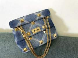 Picture of Valentino Handbags _SKUfw181168132fw